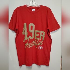 179. NWOT - 49ers Faithful  T-Shirt - NFL